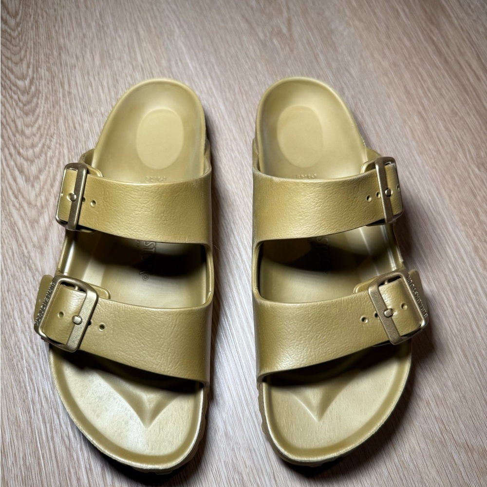 Birkenstock Arizona Essentials Sandals in Gold